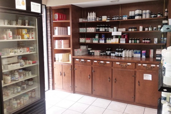 Anna Clinic Large Animal Pharmacy